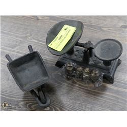 VINTAGE MINIATURE CAST IRON