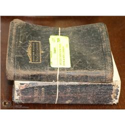 ANTIQUE MINI NEW TESTMENT BOOK & MINI COMMON