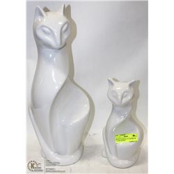 SET OF 2 SIAMESE CAT FIGURES BY LAUREN RIENNE