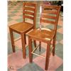 Image 1 : 2 WOOD BAR HIGH BACK CHAIRS