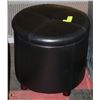 Image 1 : ROUND STORAGE FOOT STOOL