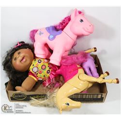 VINTAGE GIRLS TOYS FLAT