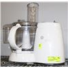 Image 1 : GE FOOD PROCESSOR WITH ATTACHMENTS