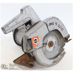 7-1/4" BLACK & DECKER CIRCULAR SAW.