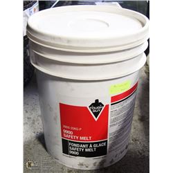 20KG BUCKET OF TOUGH GUY SAFETY MELT