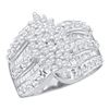 Image 1 : 1.02 CTW Diamond Oval-shape Cluster Ring 10KT White Gold - REF-52K4W