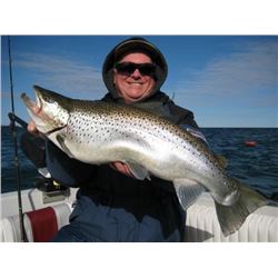 8-Hour Lake Ontario Fishing Charter for 4