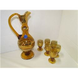 Romanian decanter set