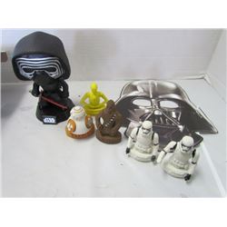 Star wars memrobilia (Bobble head Kylo Ren + star wars erasers)