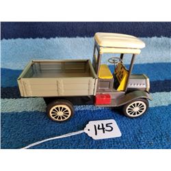 Tin Litho Friction Truck 7" Japan