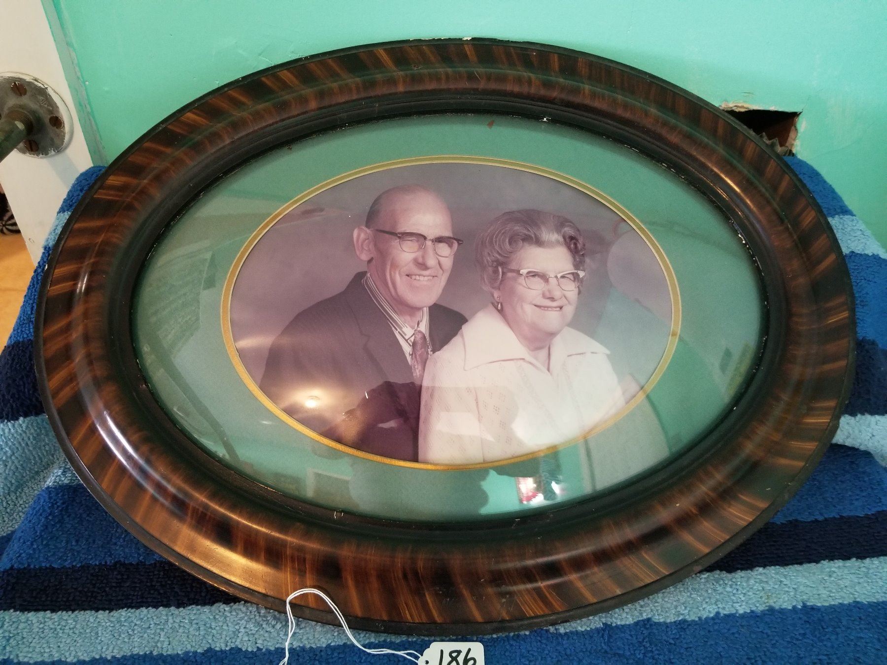 Large Bubble Glass Picture Frame Oval 24"