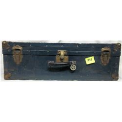 Vintage WW2 Seamans chest/tag 'E.L. Robert' plus ammo box