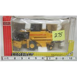 NEW 1:42 New Holland NH TX-34 combine. Die cast steel/plastic Joal Spain