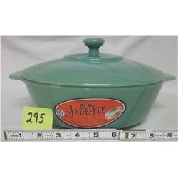 NEW Anchor Hocking Fire King 2000 Jade-ite green 2 quart casserole, lid, stickers.