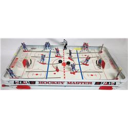 1963 Hockey master table top hockey game. Munroe Canada, Montreal & Toronto players, referee, 2 puck