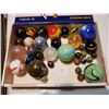 Image 2 : very rare marbles in white owl cigar box