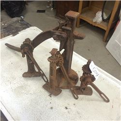 4 Car Jacks