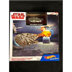 STAR WARS MILLENNIUM FALCON (HOT WHEELS STARSHIPS)