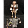 Image 1 : PREDATOR SIDESHOW STATUE W/ ACCESSORIES (16")