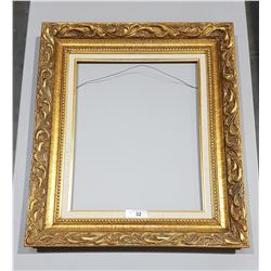 VINTAGE ORNATE GILT PICTURE FRAME