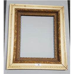 VINTAGE ORNATE PICTURE FRAME