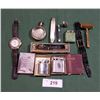 Image 1 : LOT OF COLLECTIBLES