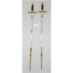 2 KNIGHT OF THE ROUND TABLE SWORDS