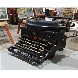 VINTAGE REMINGTON TYPEWRITER