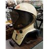 Image 2 : VINTAGE INDUSTRIAL HELMET