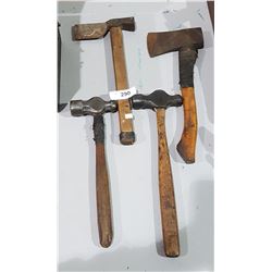 4 ANTIQUE HAMMERS & HATCHETS