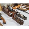 Image 1 : 4 ANTIQUE WOOD BLOCK PLANES & METAL PLANES