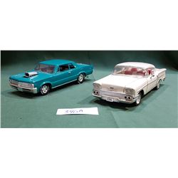 2 DIE CAST CARS