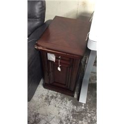 Chairside table with power