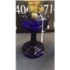 Image 2 : Kobalt Blue Aladdin Lamp with white ball shade