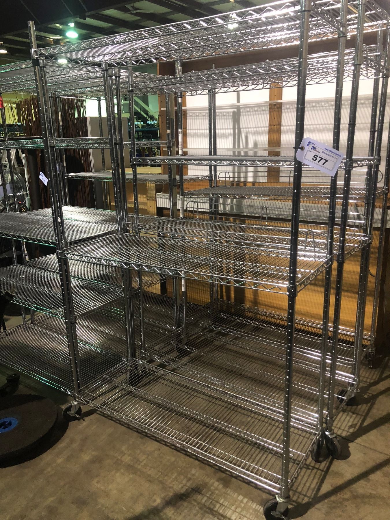 LARGE METAL MOBILE METRO RACK