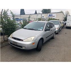 2000 FORD FOCUS, GREY, HATCHBACK, GAS, MANUAL, VIN#3FAFP313XYR143670,*NO KEYS*,*MUST TOW*