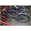 Image 2 : BLACK & BLUE SINGLE SPEED BIKE
