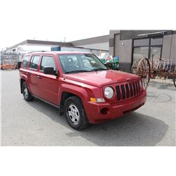 2008 JEEP PATRIOT, SUV, RED, GAS, VIN#1J8FF28W18D693851, 245,305KMS, 2.4LTR, RD, CD, AW, TW, 4W,