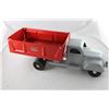 Image 2 : 1940S LINCOLN TOYS CONSTRUCTION COMPANY DUMP TRUCK