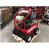 Image 2 : MAGNUM 4000 SERIES GOLD HOT WATER PRESSURE WASHER