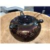 Image 2 : VINTAGE IRIDESCENCE  RED CARNAVAL BOWL, GRAPE VINE PATTERN