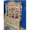 Image 2 : 11 PIECE OAK DINING ROOM SUITE - TABLE WITH 2 LEAFS, 6 CHAIRS, BUFFET & HUTCH