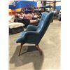 Image 2 : MID CENTURY/RETRO INSPIRED ACCENT CHAIR TURQUOISE