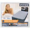 Image 1 : INTEX COMFORT PLUSH BLOW UP TWIN BED