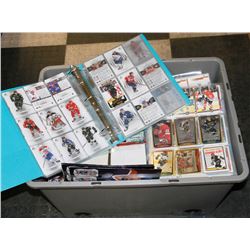 TOTE OF ASSORTED HOCKEY CARDS.