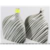 Image 1 : 2 SHOWHOME MATCHING OBLONG VASES