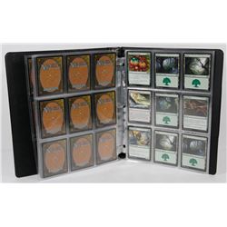 MAGIC THE GATHERING COLLECTOR CARD BINDER (COLLECT