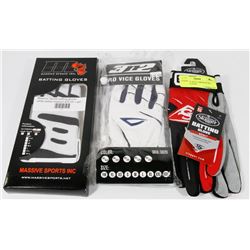 3 PAIRS OF ADULT MEDIUM PRO SPORTS GLOVES