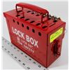 Image 1 : LOCK BOX WITH 5 AMERICAN LOCKS