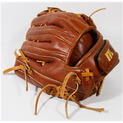 LEFT HAND LEATHER 12.5 BASEBALL GLOVE